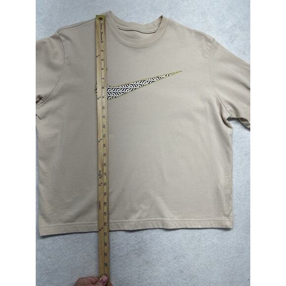The Nike Tee Womens Small NSW Tan‎ Boxy Fit Cotton Graphic T-Shirt - Picture 2 of 6